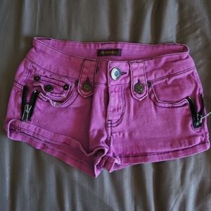 Fucsia shorts with black accents